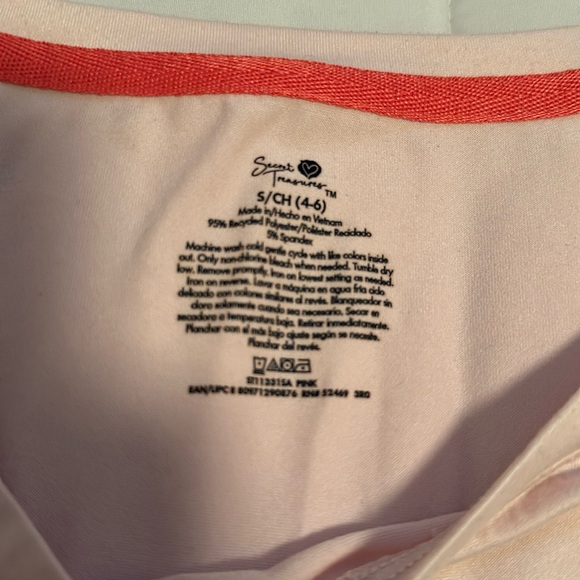 Matching pajama set - Picture 2 of 5